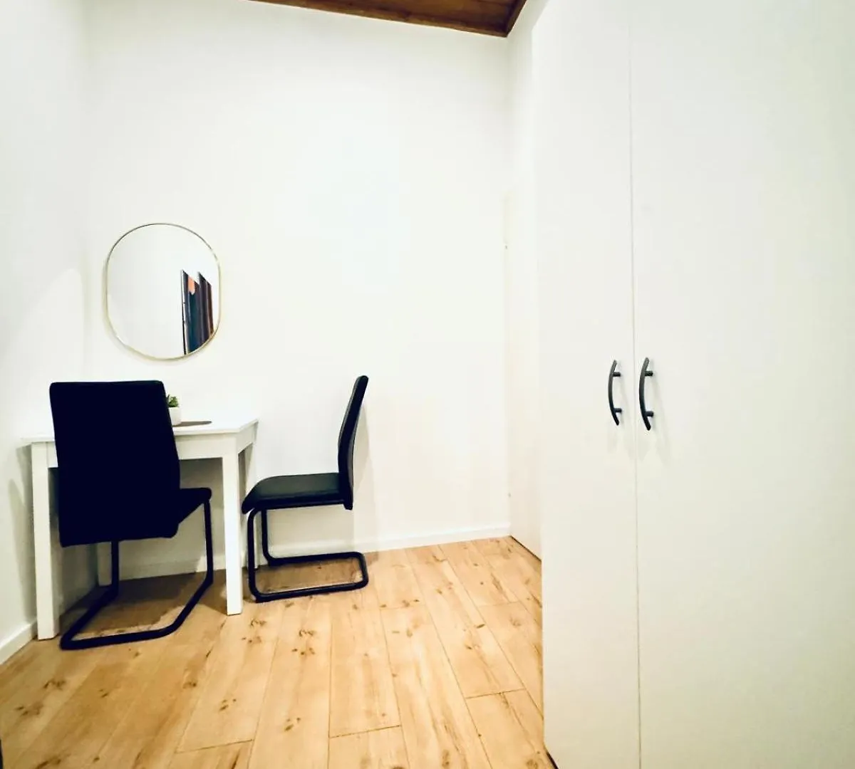 5Br Apartment Near Atzgersdorf Park, 11Min Walk Wien